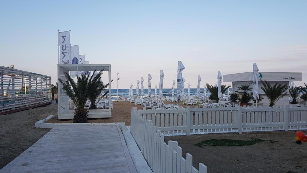 Ayka Apartment Mamaia Eksteriør bilde